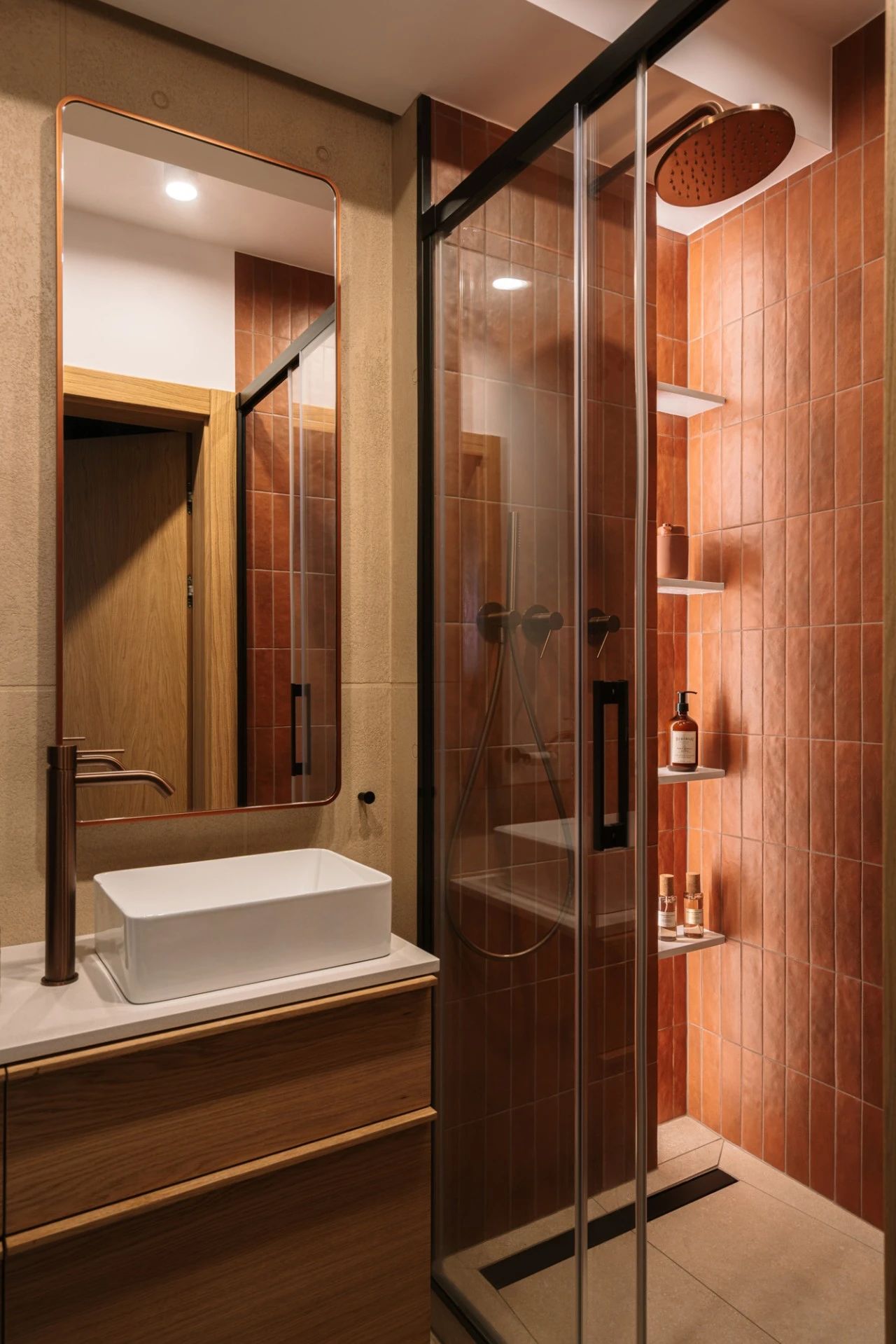 84㎡，两个人住的家，靠配色逆袭！-23