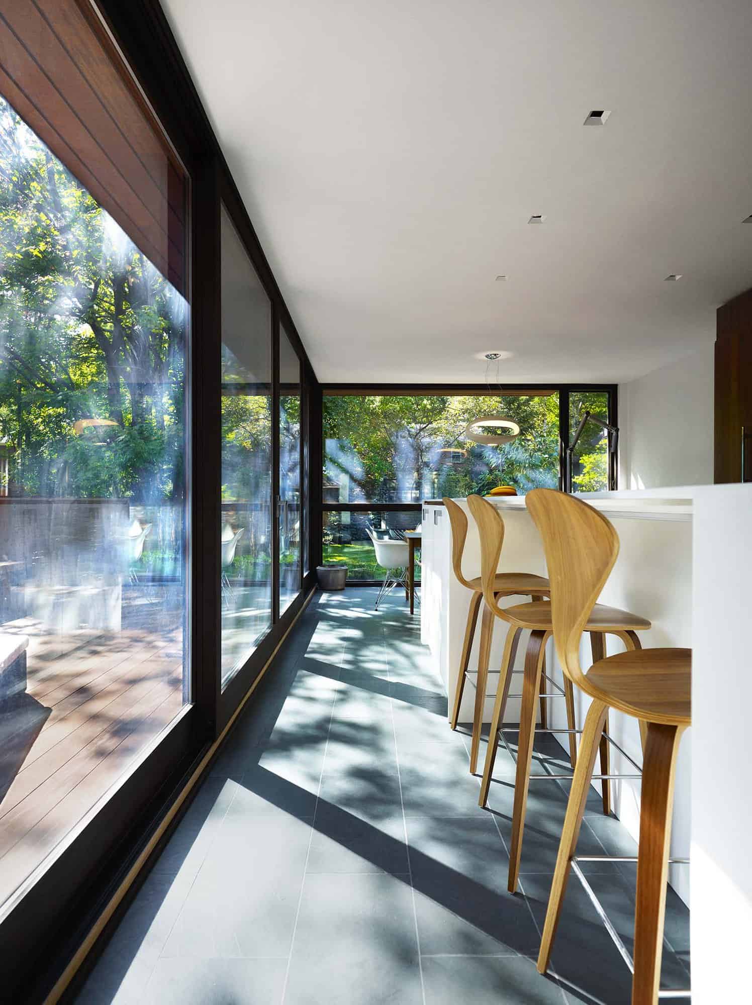 This compact Toronto house gets a stunning modern makeover-11