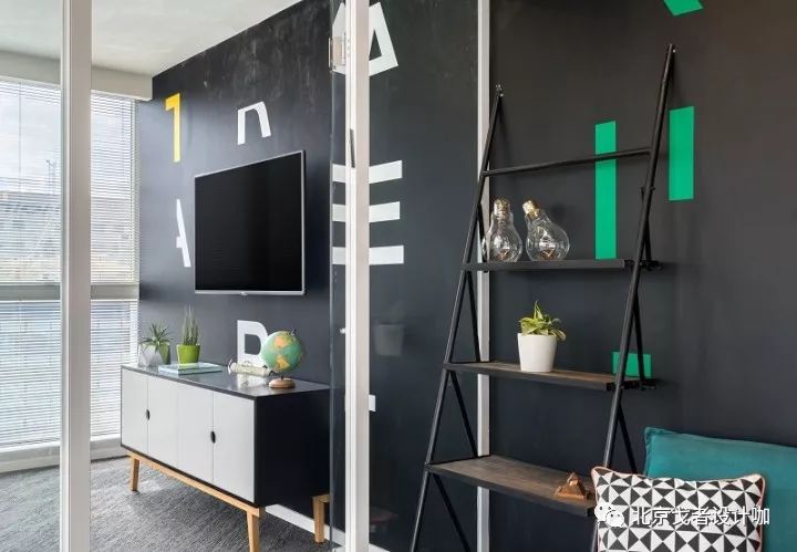 开放式办公室设计,彰显团队精神与活力-20