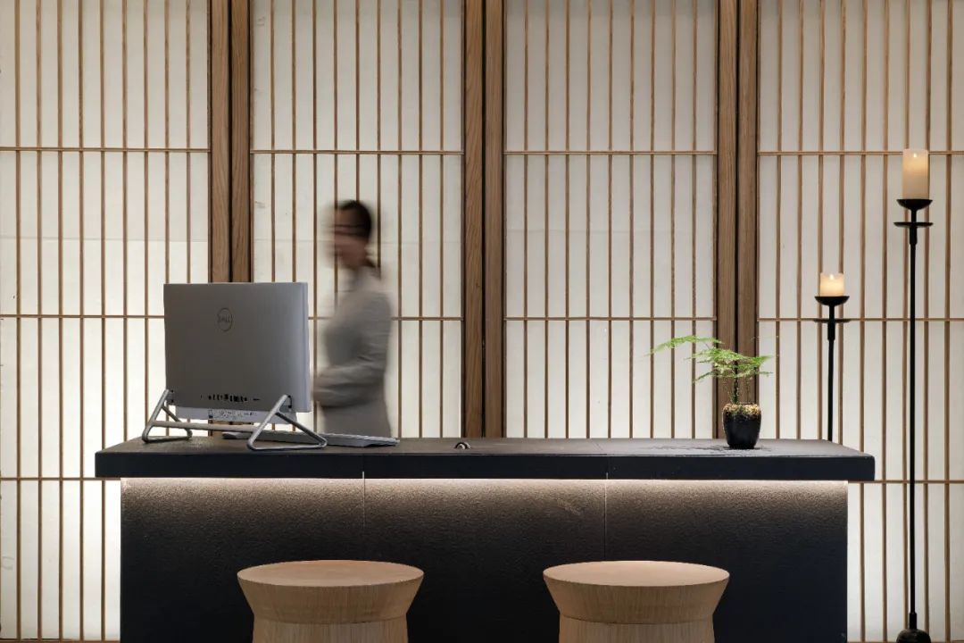 黄山愿景酒店 | 墨瓦白墙的静谧之美-27