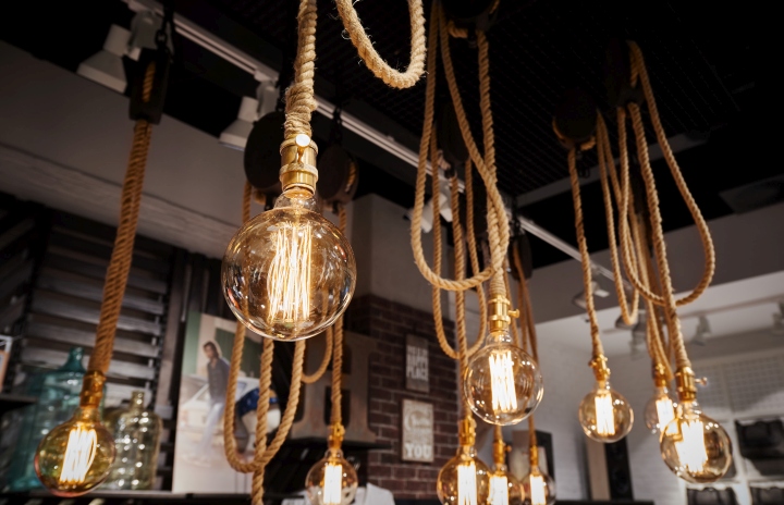 波兰华沙House Store服装专卖店空间创意设计-1