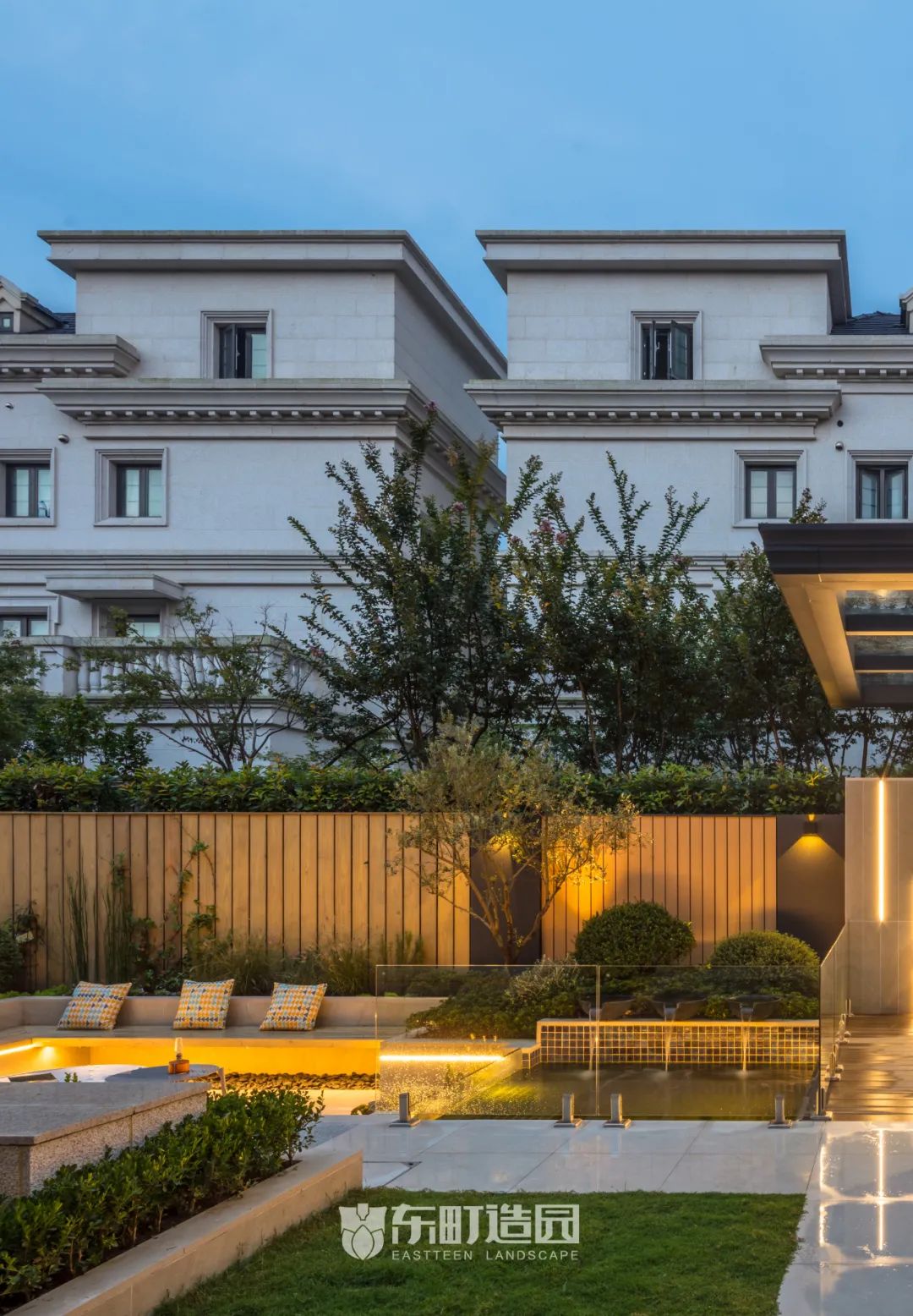 80㎡现代简约庭院，水景与夜景的完美融合-59