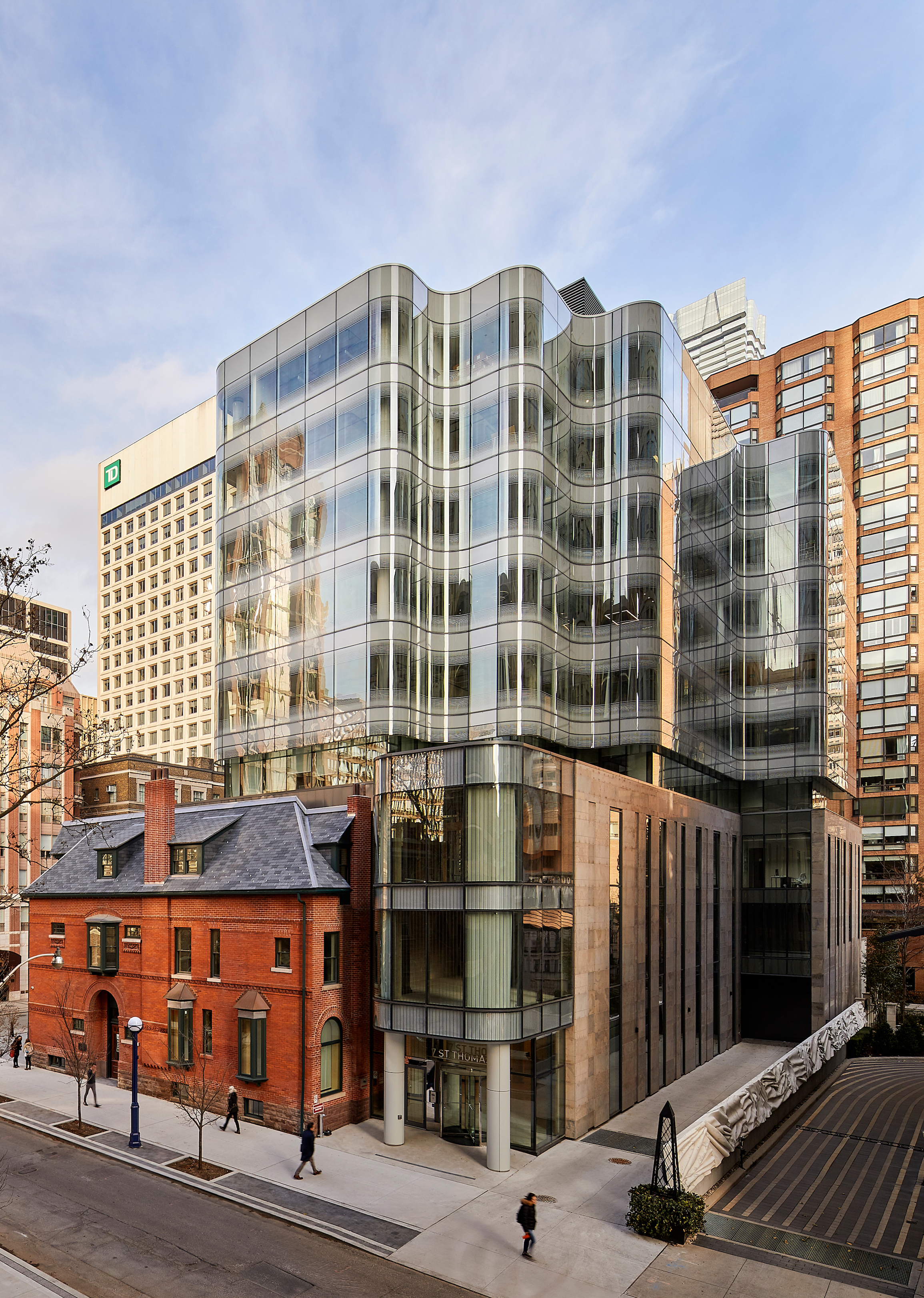 7 圣托马斯·加迪安玻璃-27