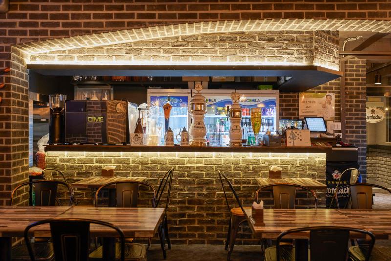 迷你的三十平米，打造专业的啤酒空间-5