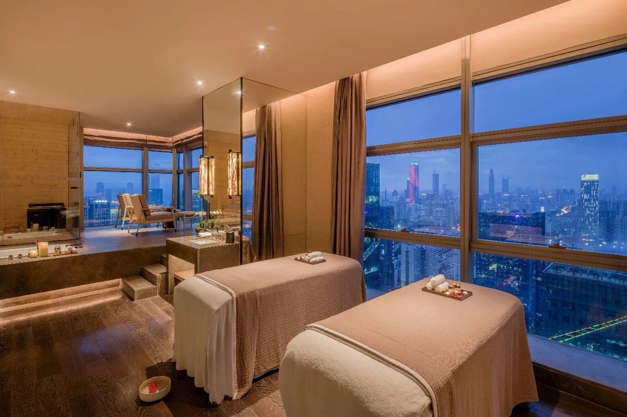 闹市中的木系SPA-30