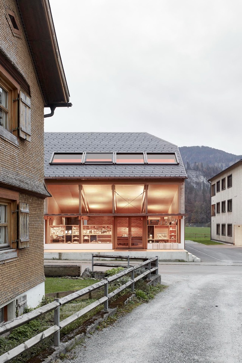 带建筑事务所的住宅建筑丨奥地利丨Innauer Matt Architekten-33