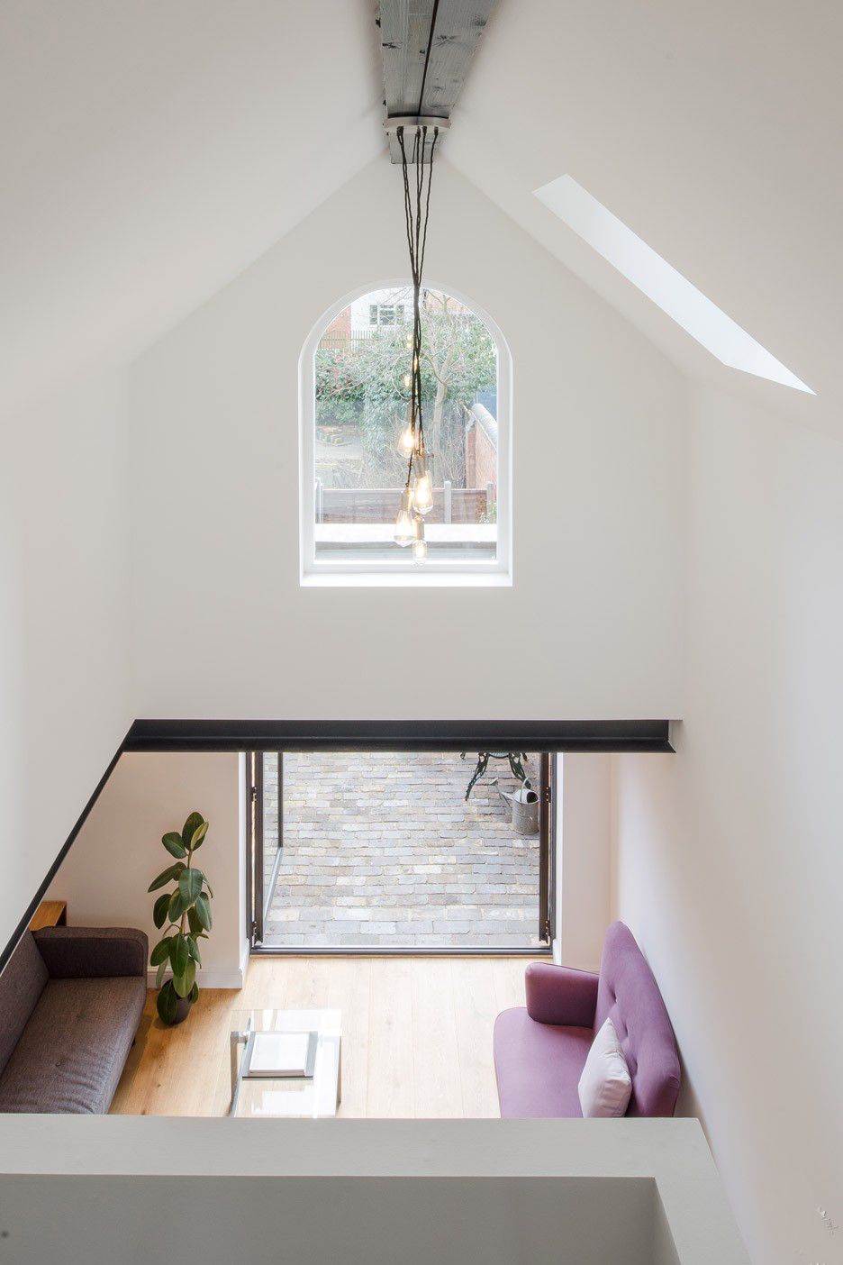 英国马厩变身的宜居工作室兼住宅-36