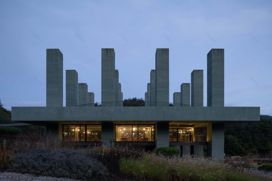 Rest餐厅丨韩国京畿道丨Pezo von Ellrichshausen等-43