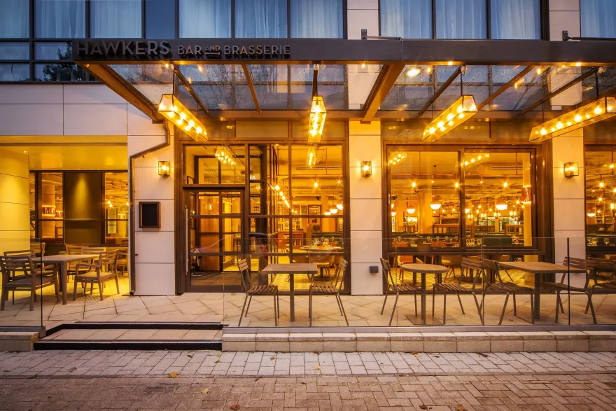 Kingston希尔顿逸林酒店大堂及公共区域设计丨JamaicaKingston丨DLSM Studio(原DesignLSM)-0