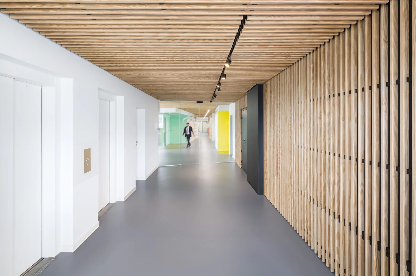 FTI 基金会总部办公室翻新项目丨瑞士日内瓦丨Studio Banana-9