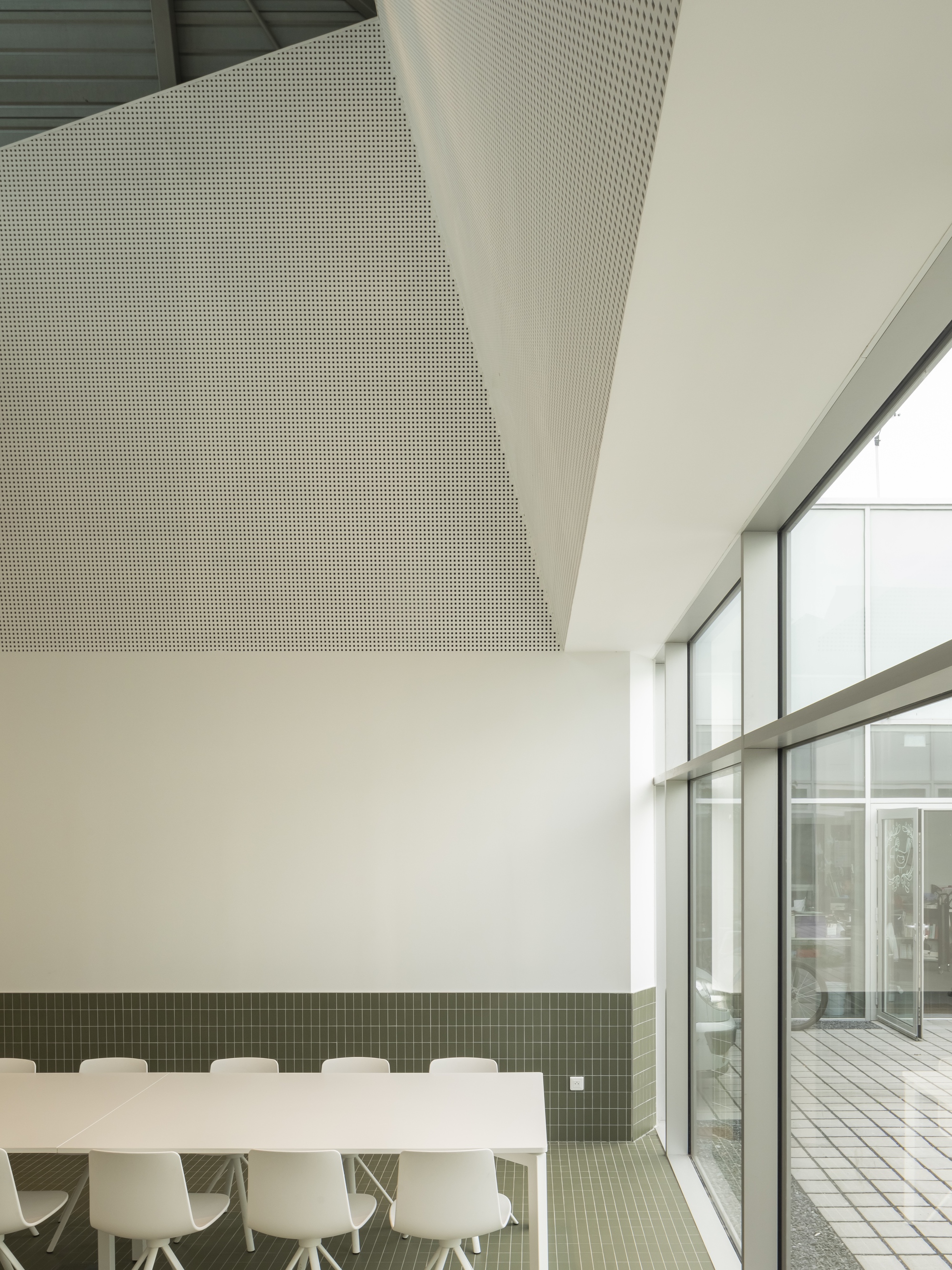 Les Halles Building 媒体图书馆和多功能空间丨法国-37