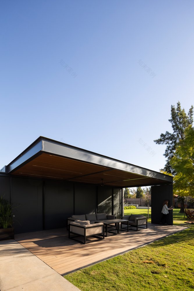 阿根廷 Rosario 多功能仓库丨Mariel Suárez-34