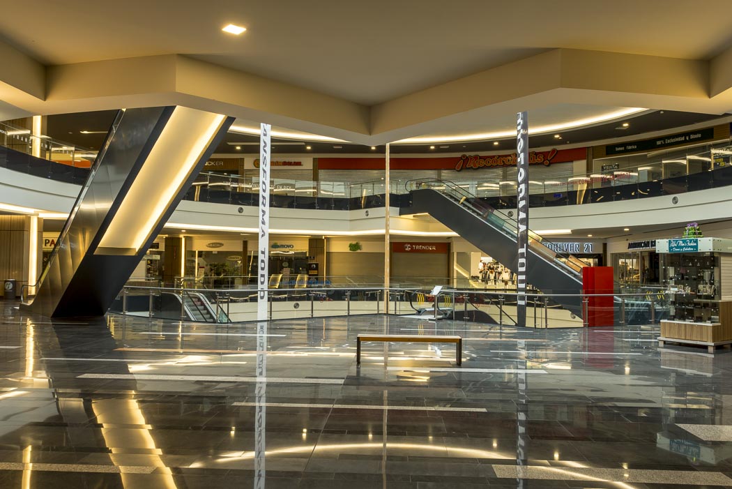 墨西哥 Cosmopol 购物中心的建筑设计-19