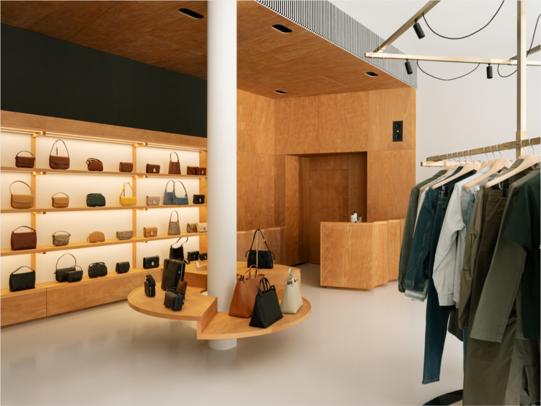 瑞典首家 A·P·C· 门店丨瑞典斯德哥尔摩丨OSO 建筑事务所-6