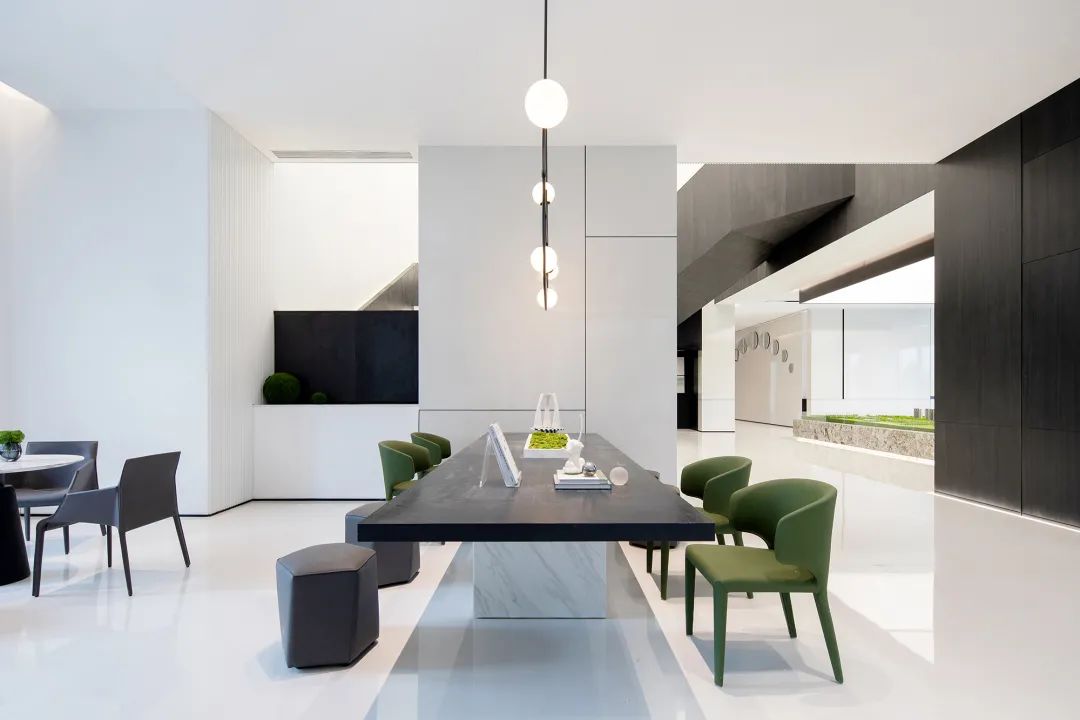 融创南昌·玖玺台销售中心 | 现代简约中的艺术与自然共生-86