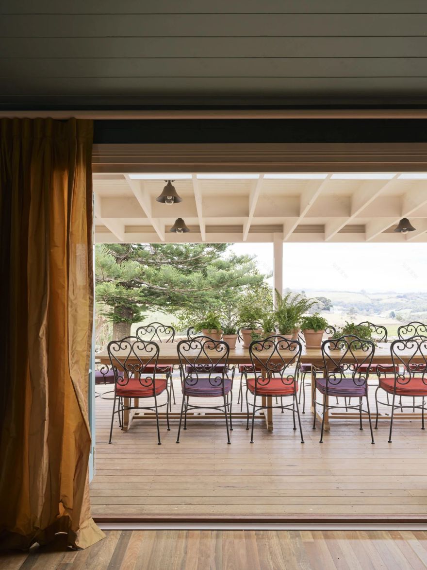 澳大利亚乡村农场住宅的现代复兴-30