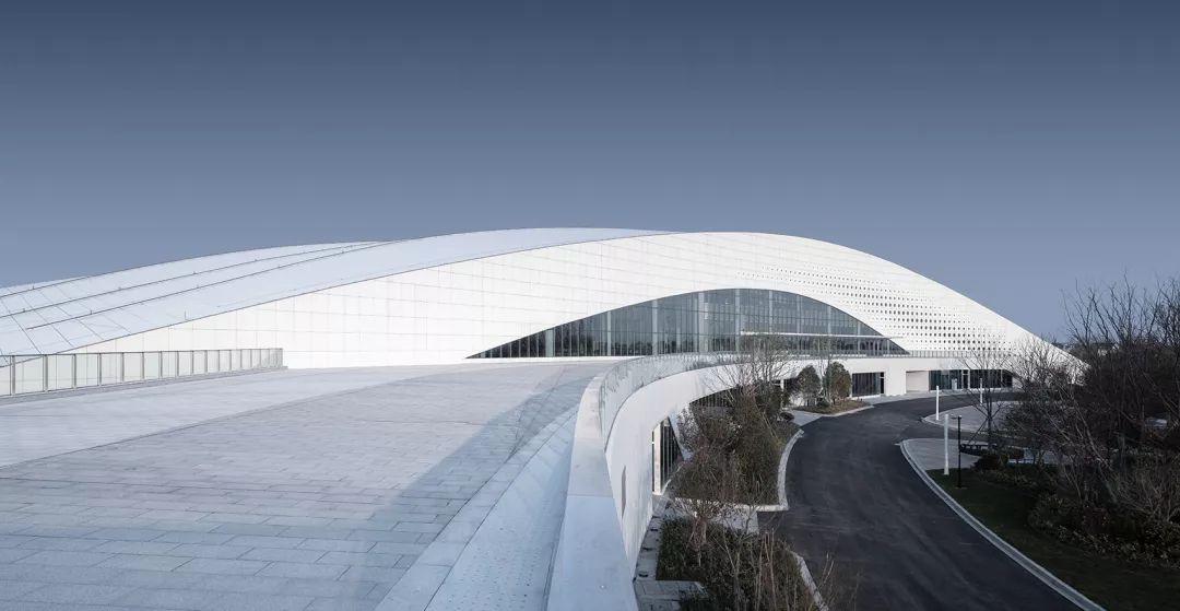 波浪造型下的如东体育中心,活力无限-12