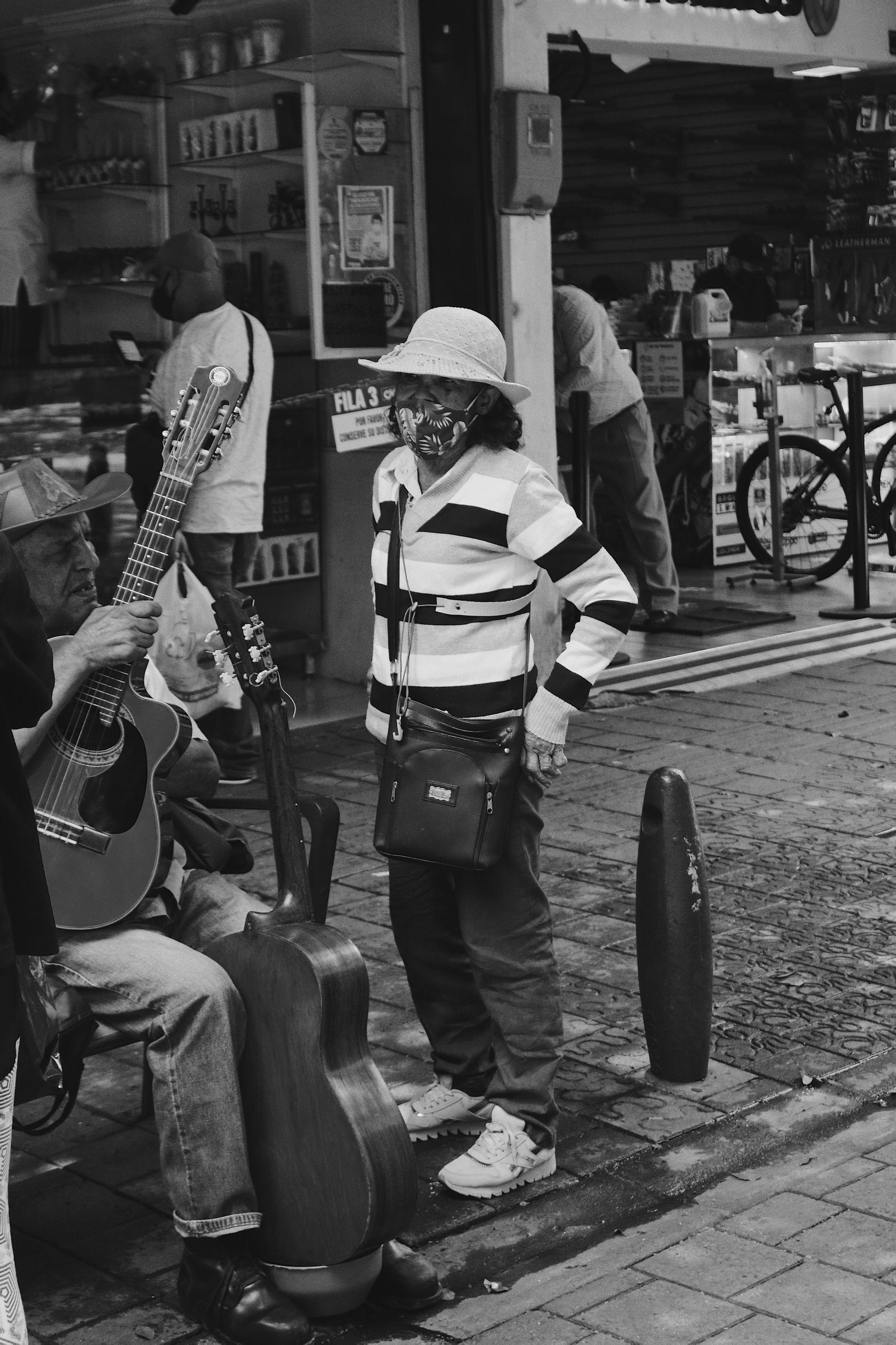 FOTOPERIODISMO EN EL CENTRO DE MEDELLÍN-15