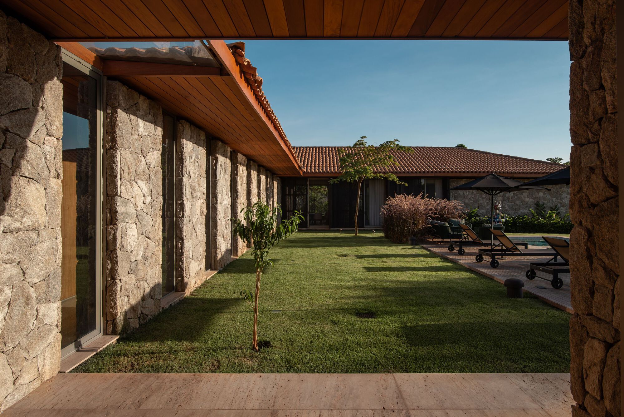 乡村别墅丨巴西圣保罗丨Stage.AEC,Carla Cuono Arquitetura等-43