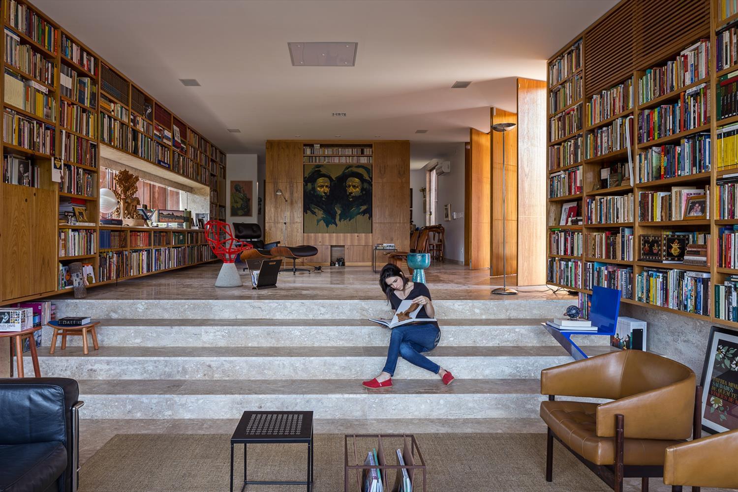 巴西 DF Casa BLM · 图书馆核心的节能可持续住宅设计-12