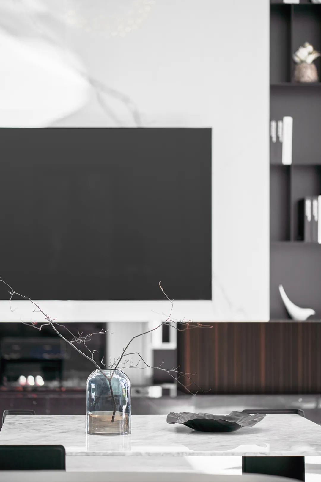 临湖一墅 · 自然诗意的宜居空间丨洛斌设计-26