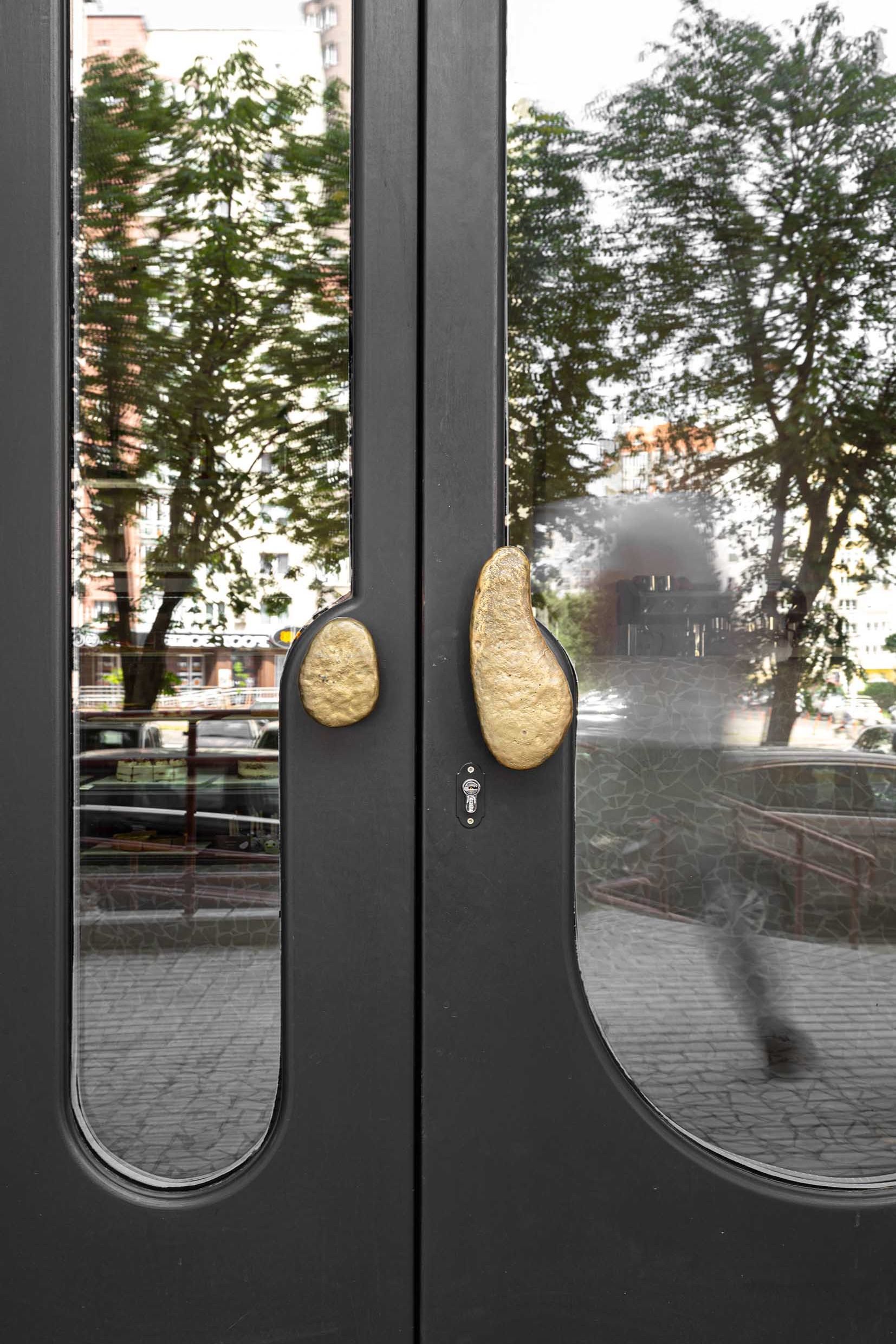 明斯克的糖果慕斯面包店丨白俄罗斯明斯克丨studio Soffit Interiors-16