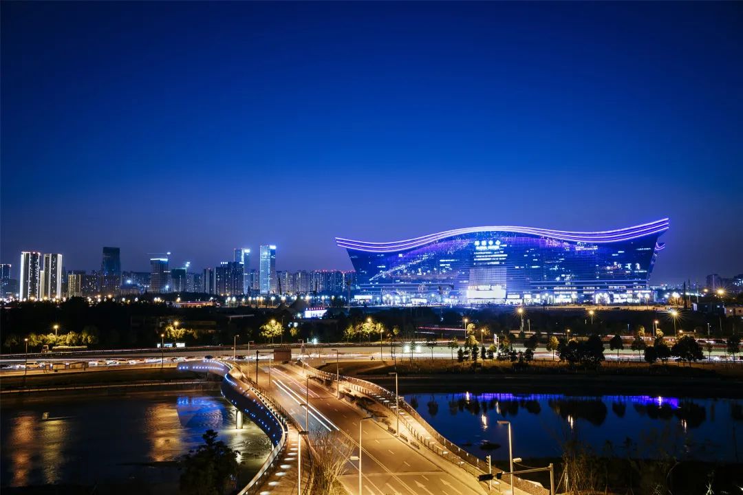 马拉松夫妻的现代复古宅丨中国成都丨清羽设计-24