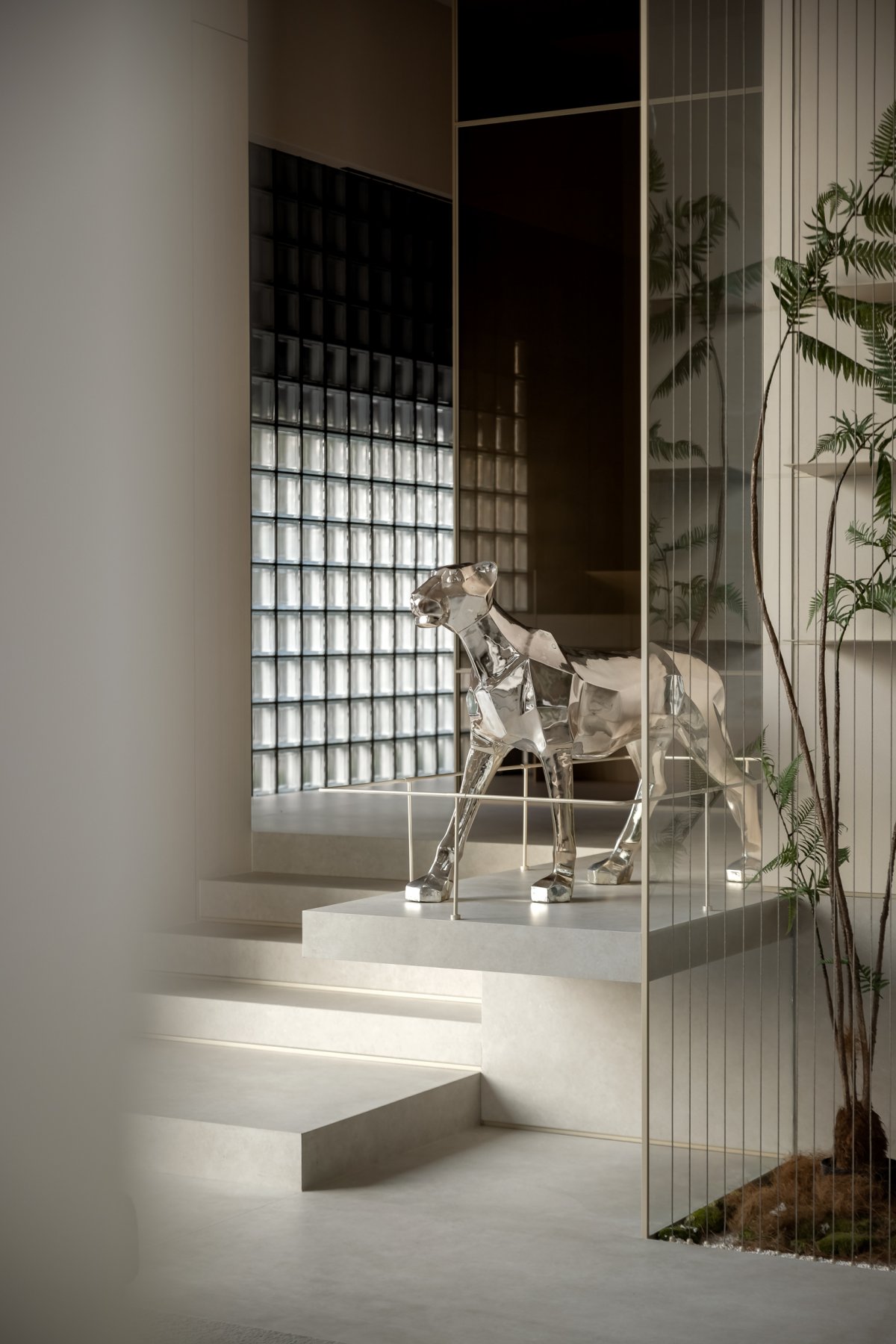 卢赛世家品牌展厅丨竟向设计-25