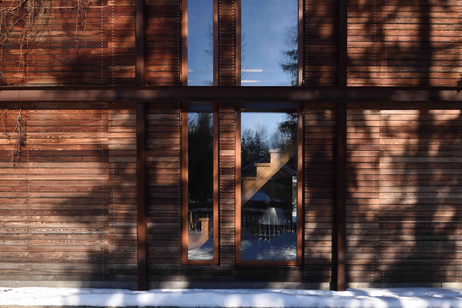 莫斯科魅力暗木小屋，玻璃墙环绕的全年宜居亭子-36