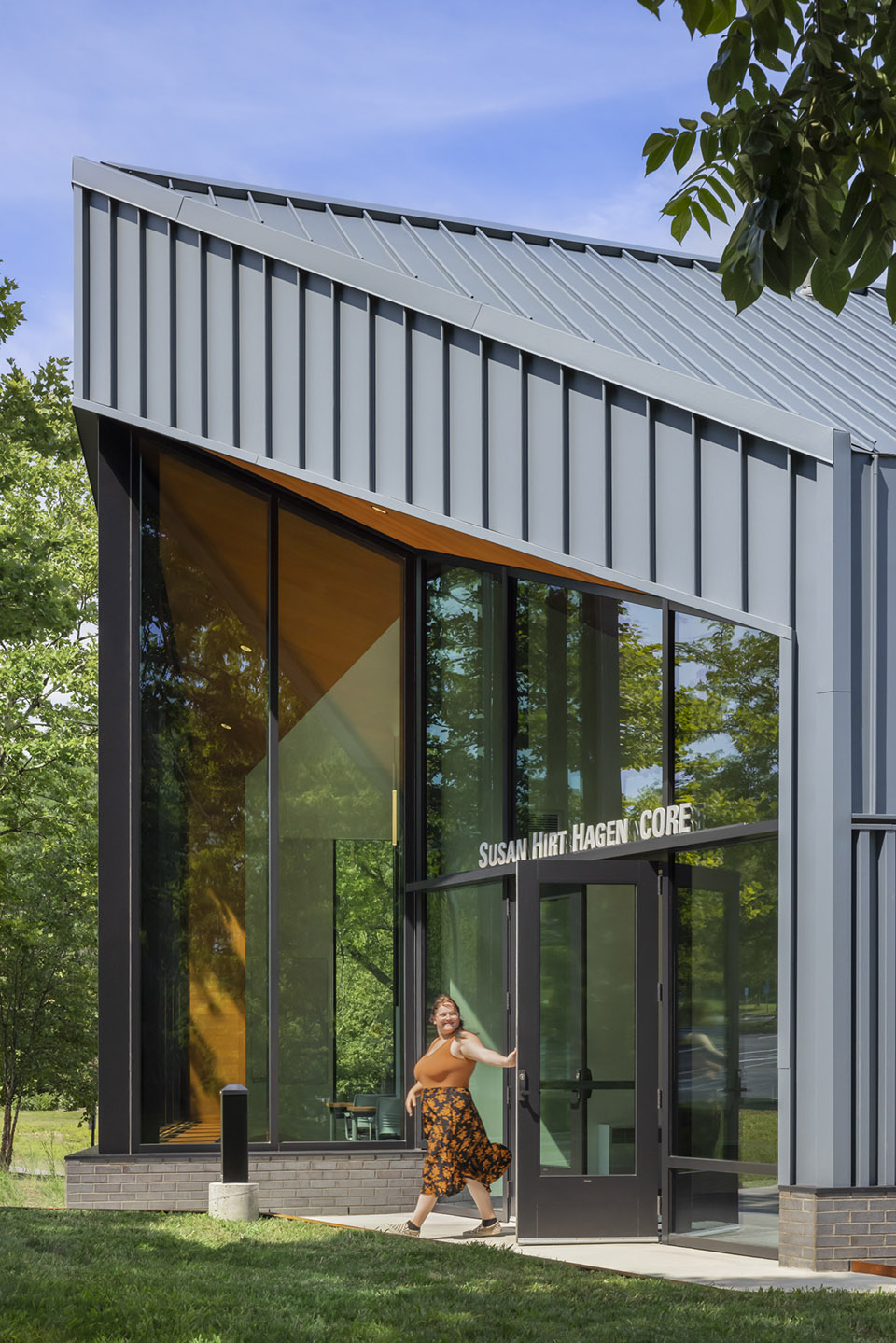 宾州州立大学贝伦德校区联邦大楼丨美国丨GBBN-25