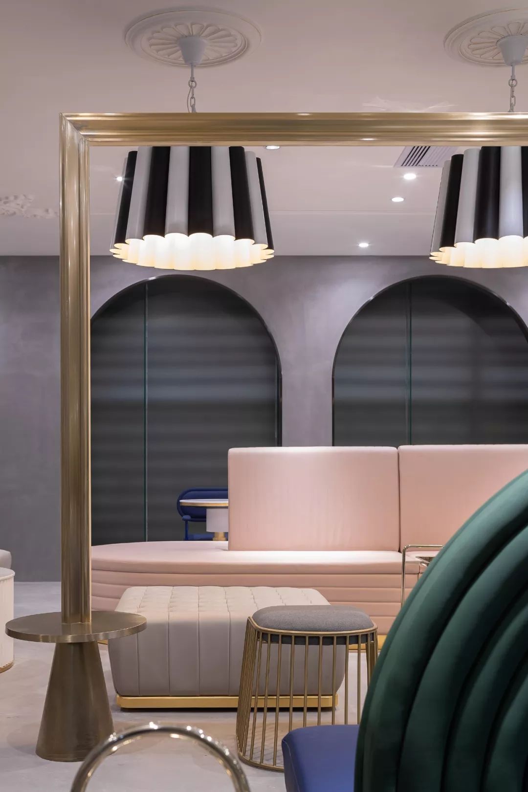 在这个令人惊叹的童话城堡办公室，我愿意天天加班！-30