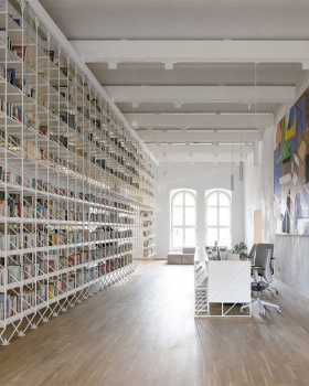 普雷绍夫P·O·Hviezdoslav区域图书馆室内改造丨斯洛伐克普雷绍夫丨DOXA + bistan architekti