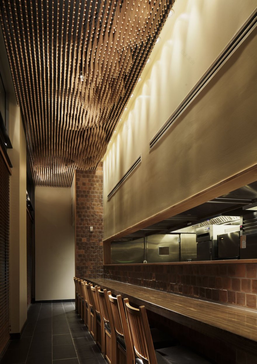 洛杉矶日式餐厅云朵天花板设计-11