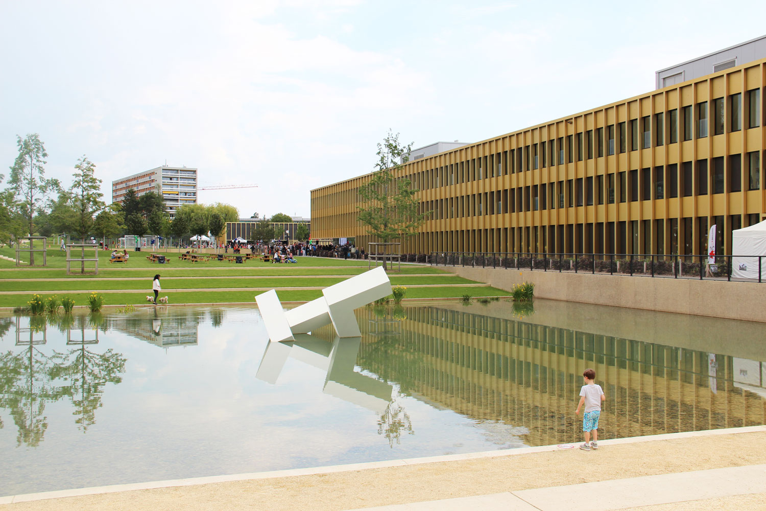 瑞士Pars du Cossy周围景观-6