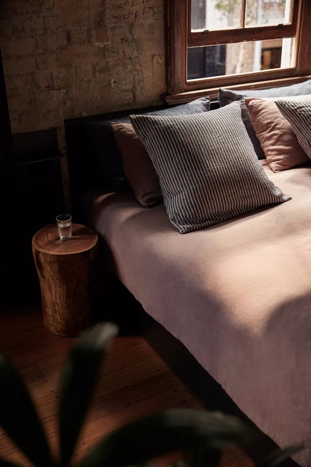 原来还可以这么玩，从一间废弃工厂打造的酒店设计找灵感-20