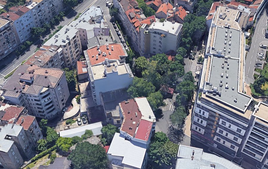 Central Gardena附近4000平角形建筑项目丨Arhitekta 7,Inka Studio-0