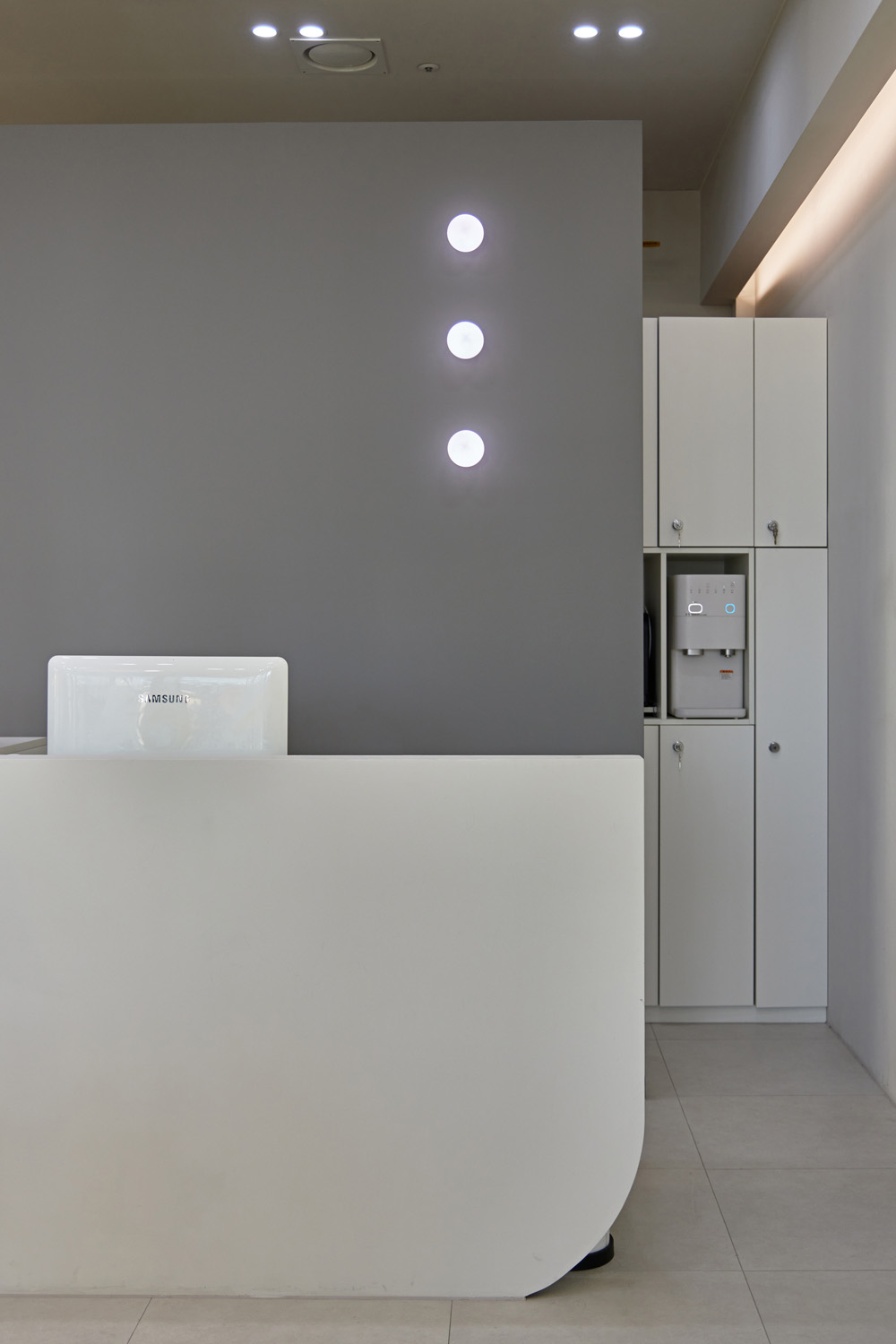 现代简约风格的 16 平米美容室内设计-9