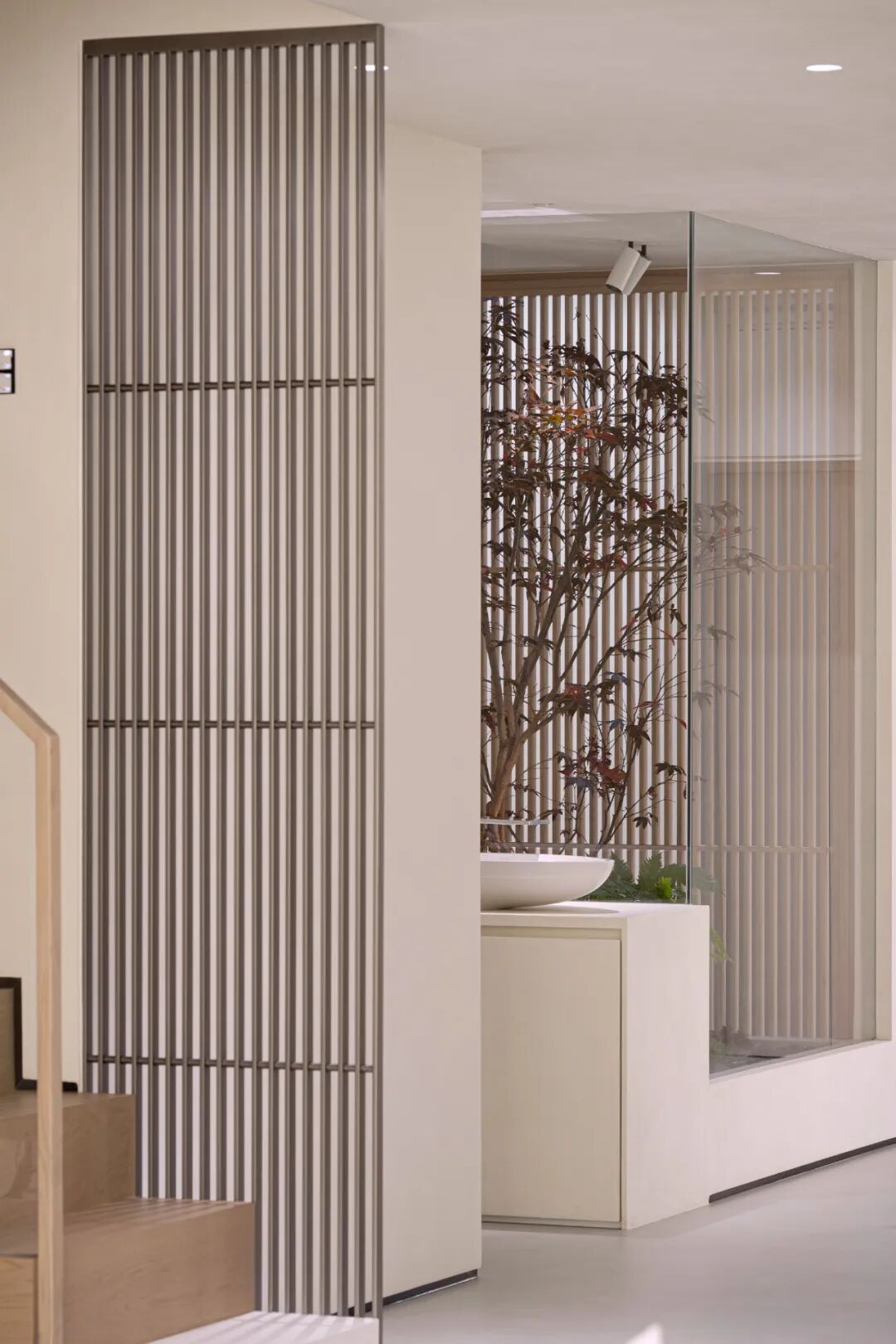 BENSONDESIGN原创设计丨400㎡被自然环绕的极简别墅-31