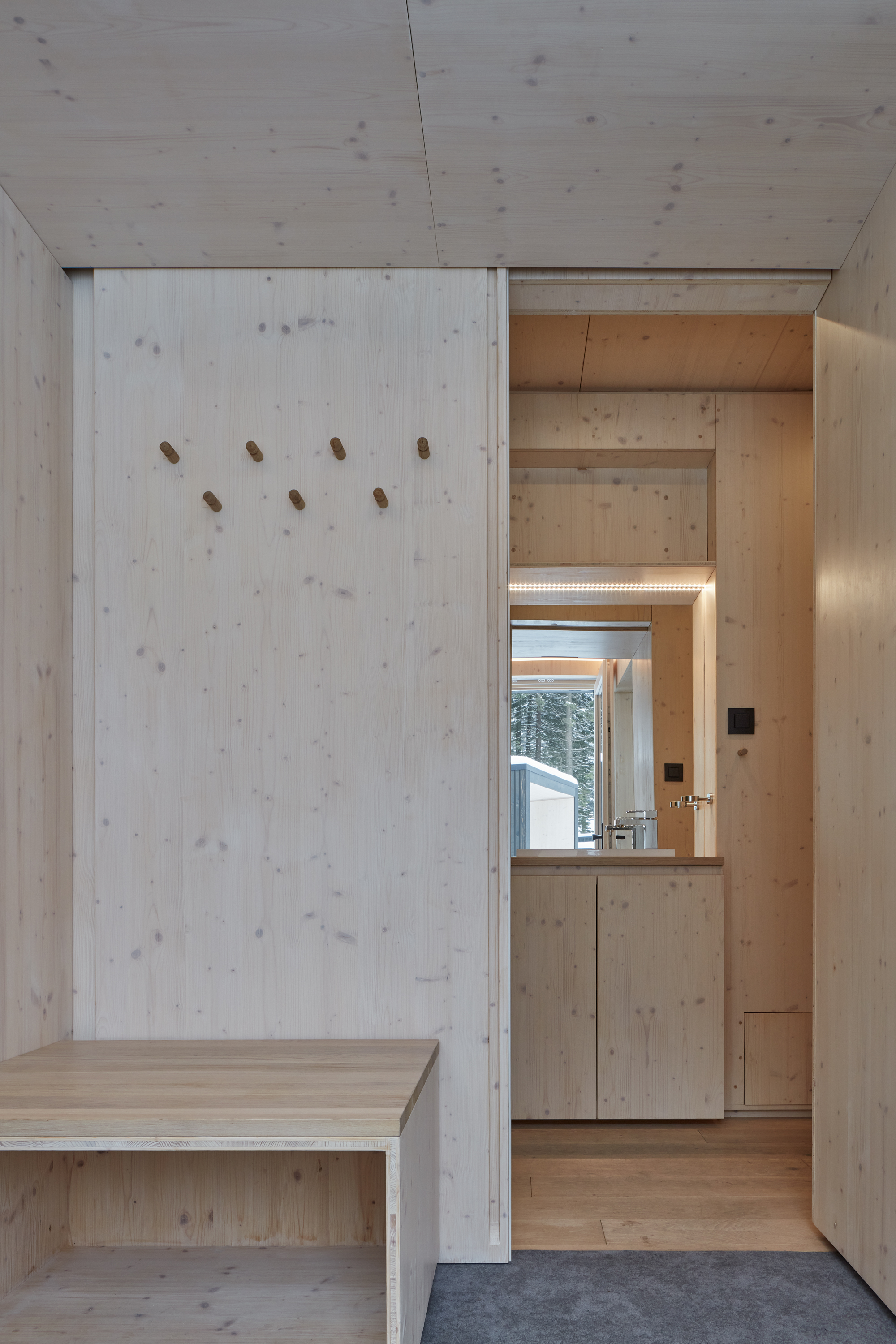 森林酒店 Bjornson 的双向公寓设计丨Arkshelter-29