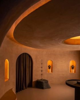 Sabari Gold 珠宝店设计丨印度