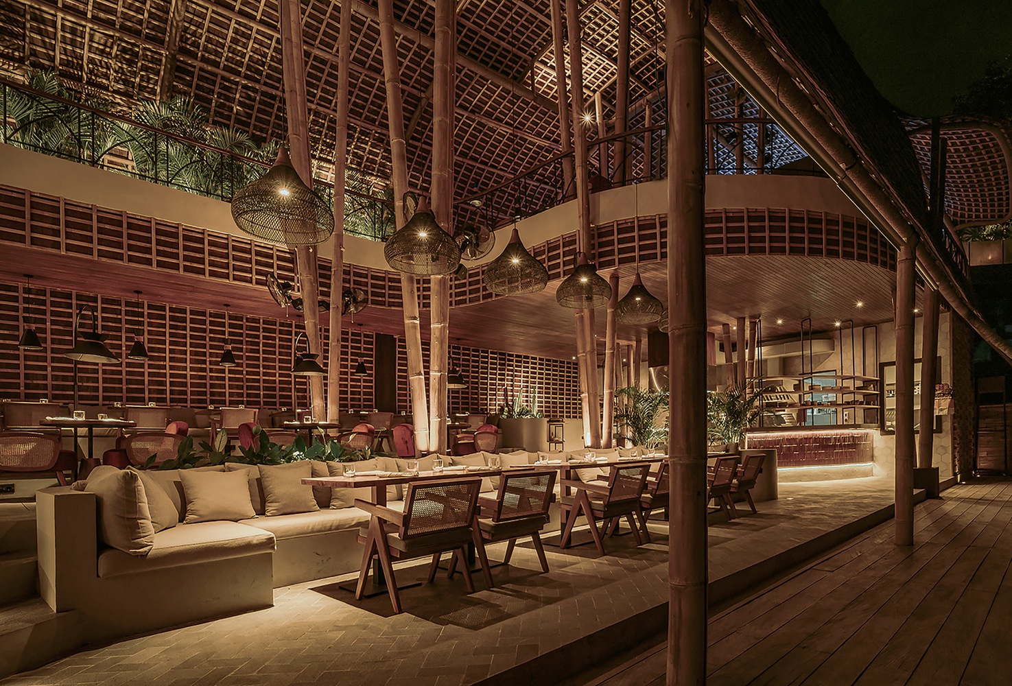 Bali 丛林中的“有机”美食空间-1