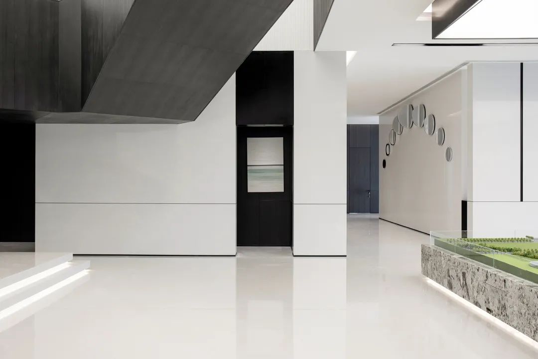 融创南昌·玖玺台销售中心 | 现代简约中的艺术与自然共生-74