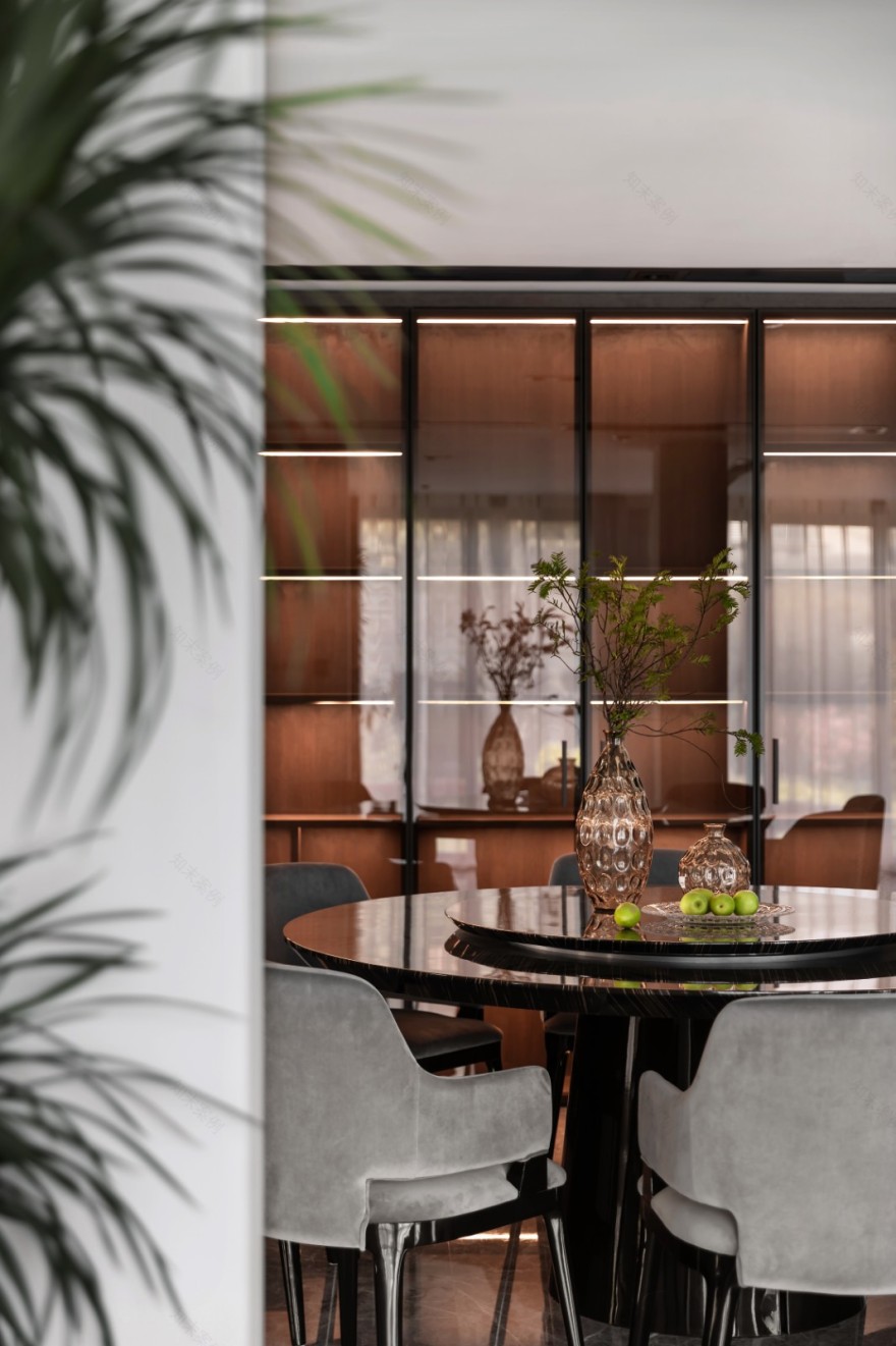 充满简雅双层的私墅-18