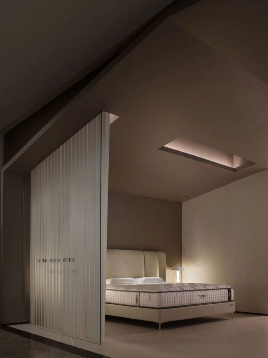 简美 · 商业丨RESTONIC美国蕾丝床垫 上海吴中店丨中国上海丨广州简美设计-46