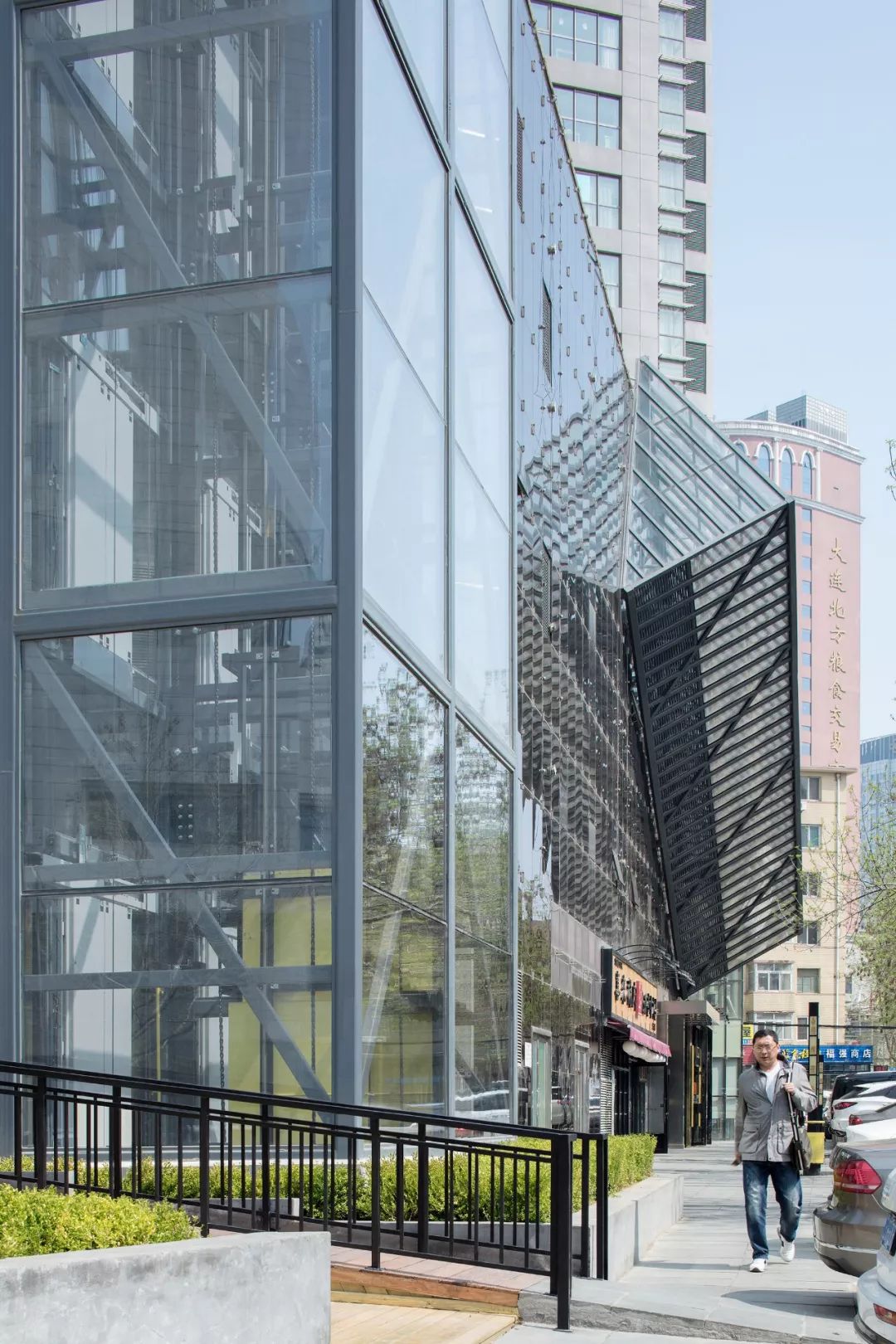 佛罗伦萨（大连）文化艺术交流中心设计  槃达建筑事务所-1