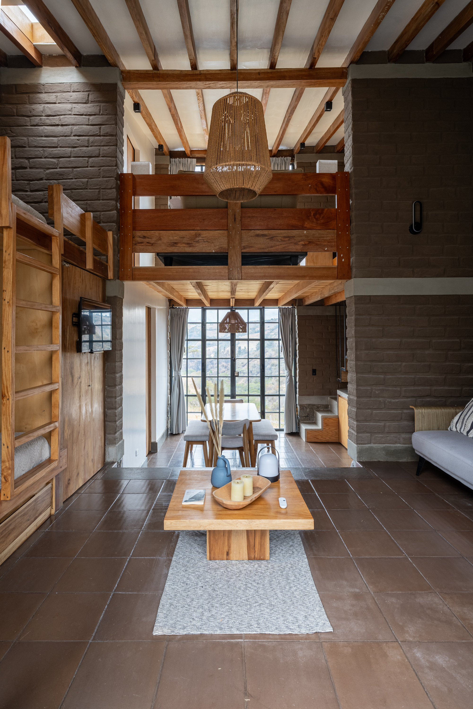 丨厄瓜多尔丨C,ELC-16