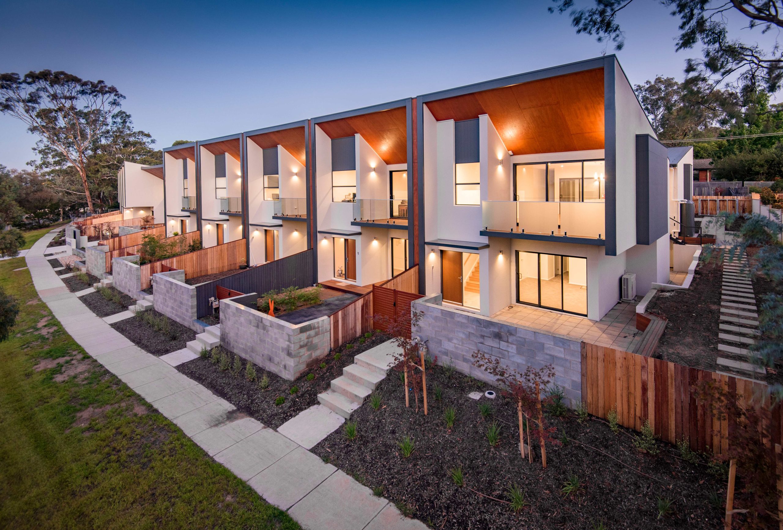 提升；提高；举起；使升高丨DNA Architects-1