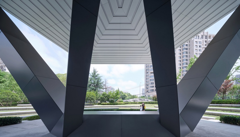 绿谷艺术中心 | 桁架环中的公共艺术舞台-23