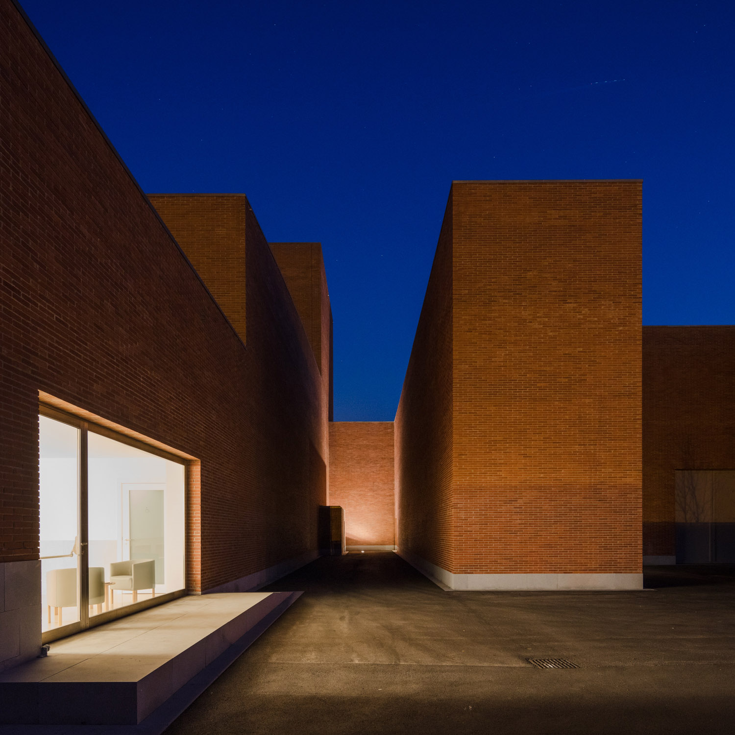 Llinars del Vallès礼堂剧院，西班牙 / Álvaro Siza Vieira + Aresta Arquitectura-115