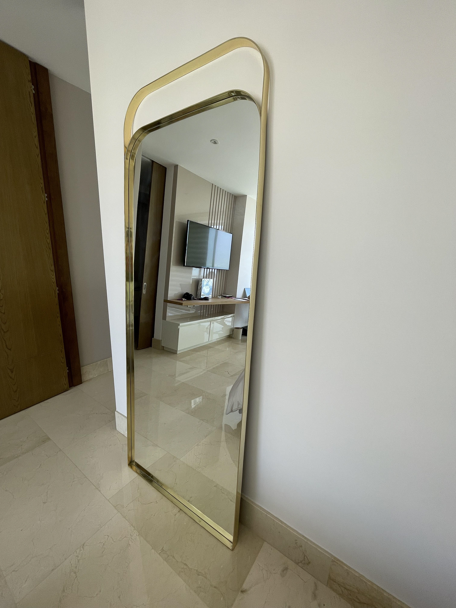 Carmina - Mirror Design-110